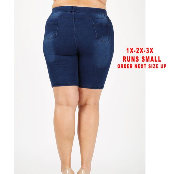 Plus-size distressed Pull-on Jegging Bermudas shorts NWT - Picture 3 of 3